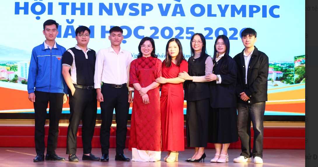 TUYÊN DƯƠNG, KHEN THƯỞNG SINH VIÊN ĐẠT GIẢI TRONG KÌ THI OLYMPIC CÁC MÔN TOÁN HỌC, VẬT LÝ, HÓA HỌC VÀ SINH HỌC.